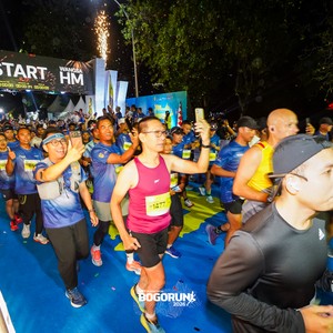 Race photo from BOGORUN 2026