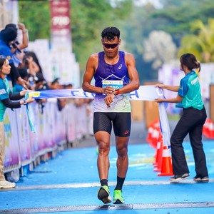 Race photo from BOGORUN 2026