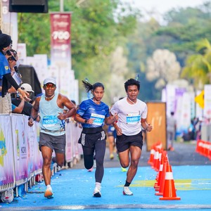 Race photo from BOGORUN 2026
