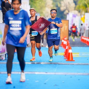 Race photo from BOGORUN 2026