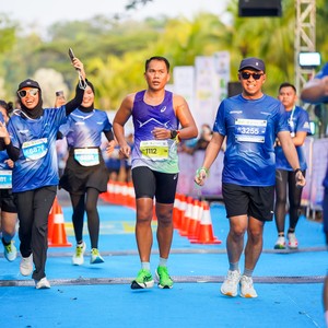 Race photo from BOGORUN 2026