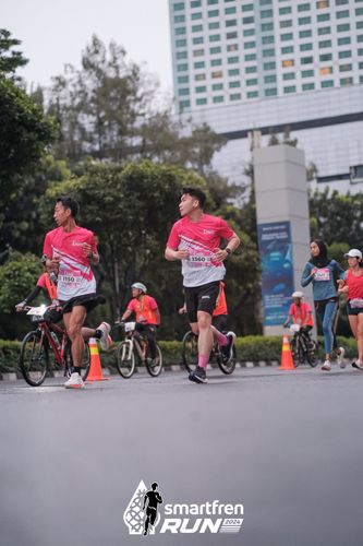 Race photo from Smartfren Run 2024