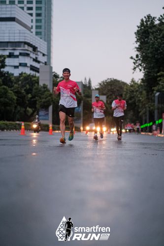 Race photo from Smartfren Run 2024