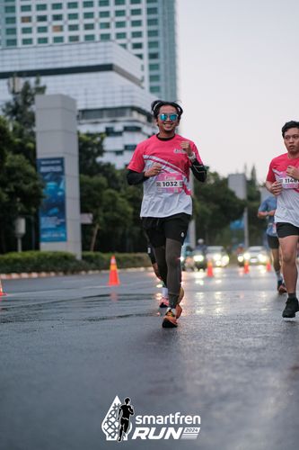 Race photo from Smartfren Run 2024