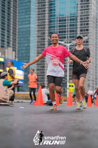 Race photo from Smartfren Run 2024