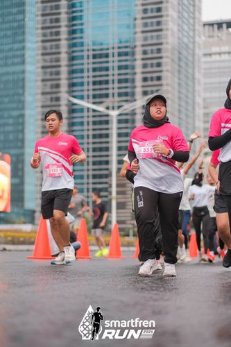 Race photo from Smartfren Run 2024