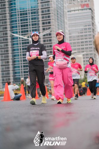 Race photo from Smartfren Run 2024