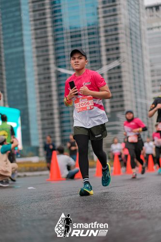 Race photo from Smartfren Run 2024