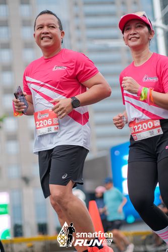 Race photo from Smartfren Run 2024