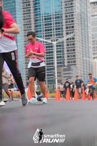 Race photo from Smartfren Run 2024