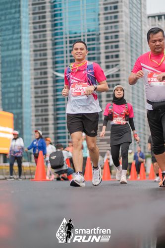 Race photo from Smartfren Run 2024