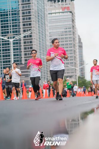 Race photo from Smartfren Run 2024