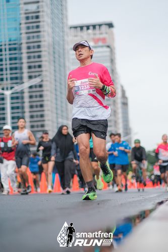 Race photo from Smartfren Run 2024