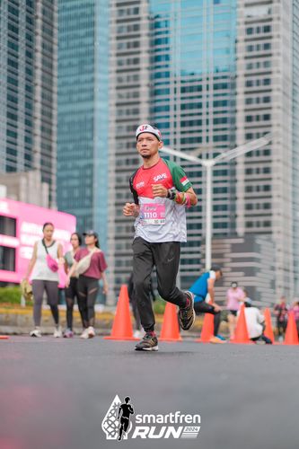 Race photo from Smartfren Run 2024