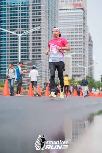 Race photo from Smartfren Run 2024