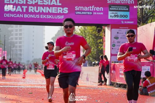 Race photo from Smartfren Run 2025 