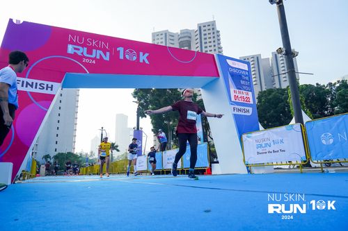 Race photo from Nu Skin Run 10K