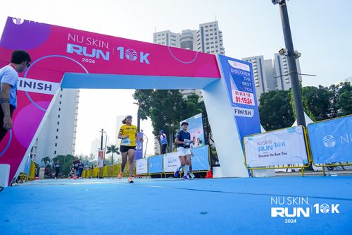 Race photo from Nu Skin Run 10K