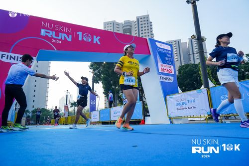Race photo from Nu Skin Run 10K