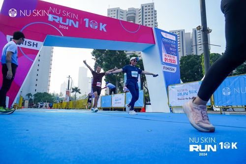 Race photo from Nu Skin Run 10K