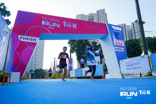 Race photo from Nu Skin Run 10K