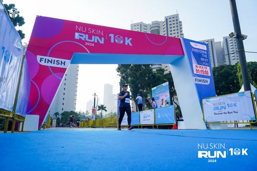 Race photo from Nu Skin Run 10K