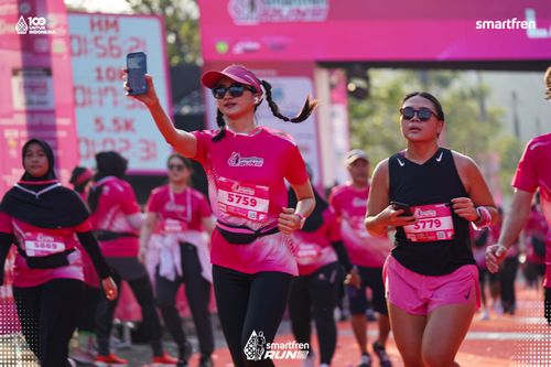 Race photo from Smartfren Run 2025 