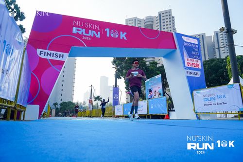 Race photo from Nu Skin Run 10K