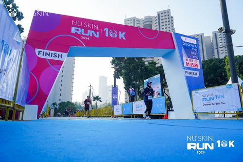 Race photo from Nu Skin Run 10K