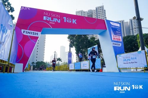 Race photo from Nu Skin Run 10K