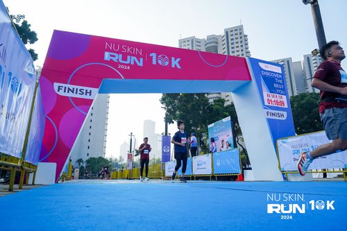Race photo from Nu Skin Run 10K