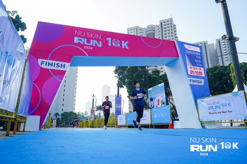 Race photo from Nu Skin Run 10K
