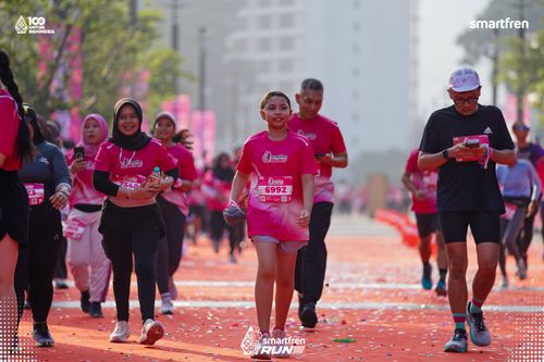 Race photo from Smartfren Run 2025 