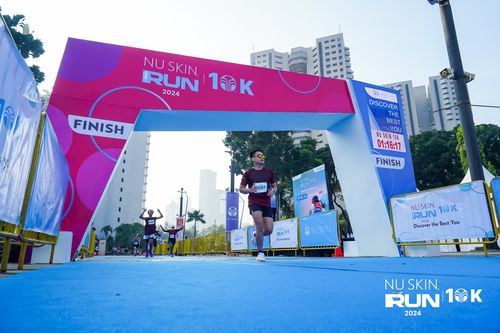 Race photo from Nu Skin Run 10K