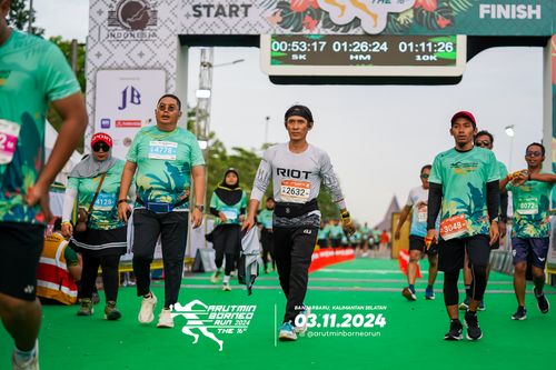 Race photo from Arutmin Borneo Run 2024