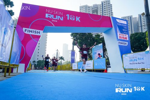 Race photo from Nu Skin Run 10K