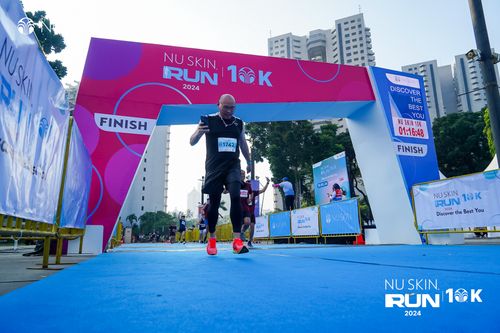 Race photo from Nu Skin Run 10K