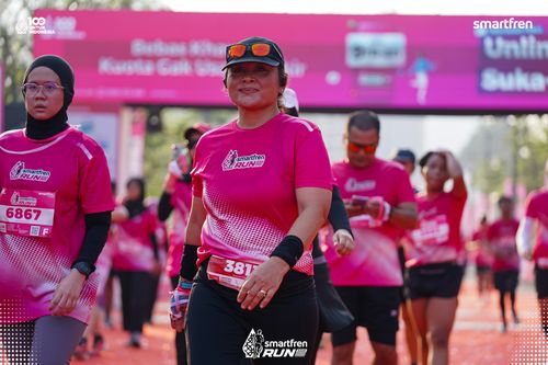 Race photo from Smartfren Run 2025 