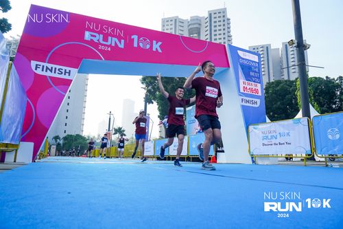 Race photo from Nu Skin Run 10K