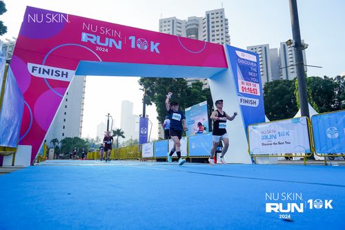 Race photo from Nu Skin Run 10K