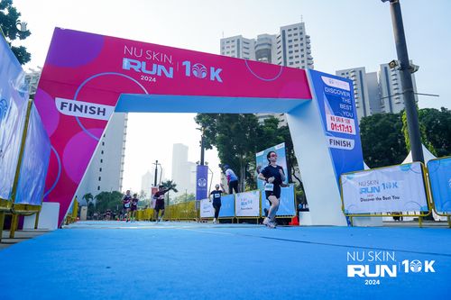 Race photo from Nu Skin Run 10K