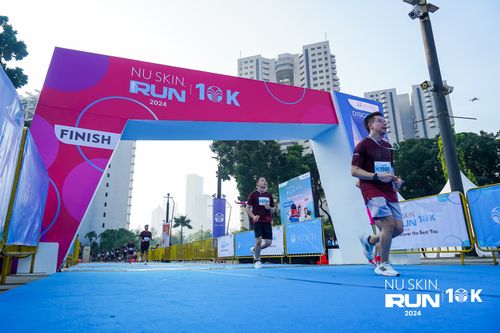 Race photo from Nu Skin Run 10K