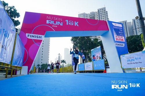 Race photo from Nu Skin Run 10K