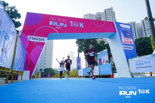 Race photo from Nu Skin Run 10K