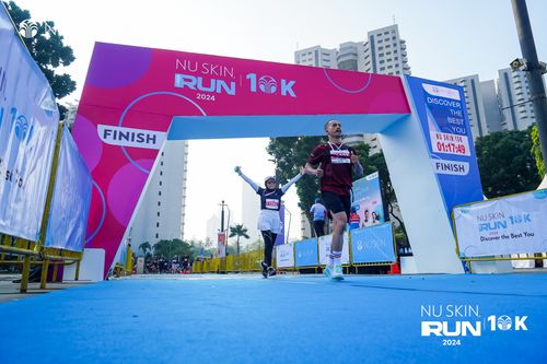 Race photo from Nu Skin Run 10K