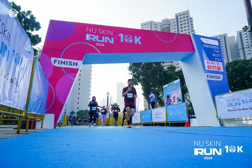 Race photo from Nu Skin Run 10K