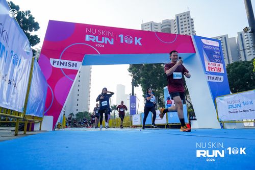 Race photo from Nu Skin Run 10K