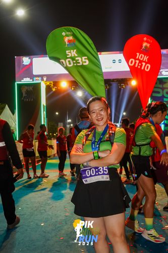 Race photo from PIK NITE RUN 2025