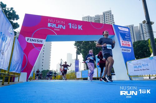 Race photo from Nu Skin Run 10K