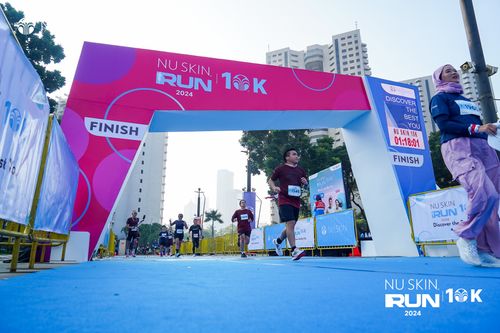 Race photo from Nu Skin Run 10K